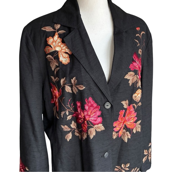 Silkland Black Embroidered Longline Blazer Floral Silk Blend Jacket 1X - Picture 10 of 11